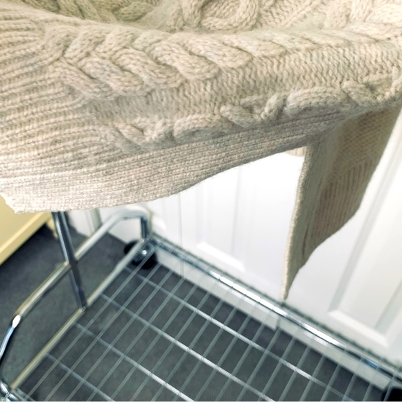 MADEWELL 100% Wool Cream Sweater. - Picture 5 of 8